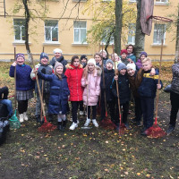 Осенний субботник 4 «Б»