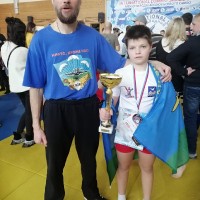 Владимиров Александр 4-Акл. - подарок школе к дню 23 фавраля: 