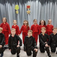 «Яркие дети»