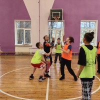 Дружеская игра