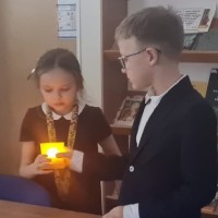 «Уроки памяти в школьной библиотеке»