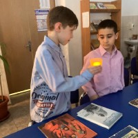 «Уроки памяти в школьной библиотеке»