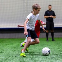 Футбол - это любимая игра всех ребят!