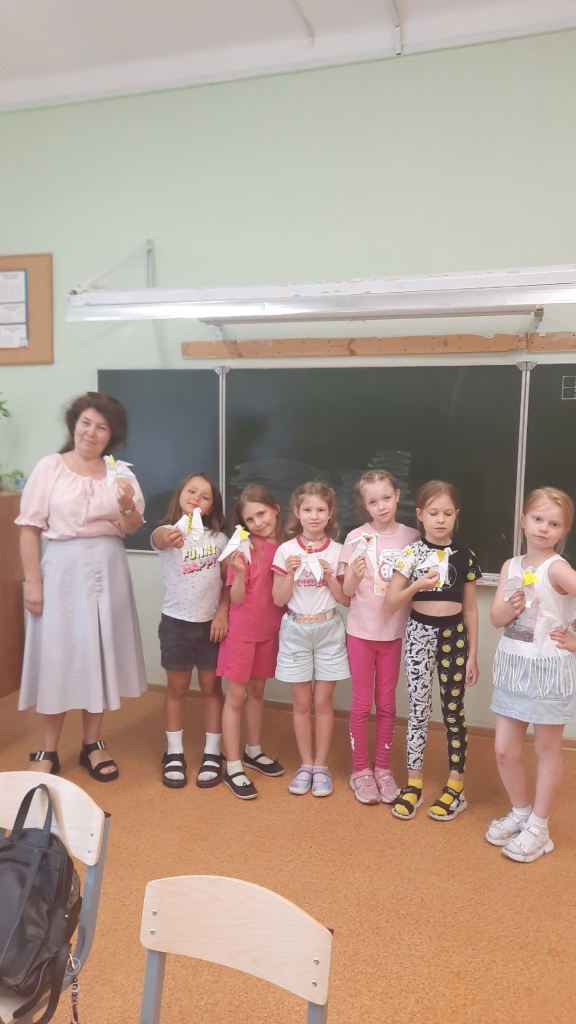 aTa3RgmrKM4 aTa3RgmrKM4